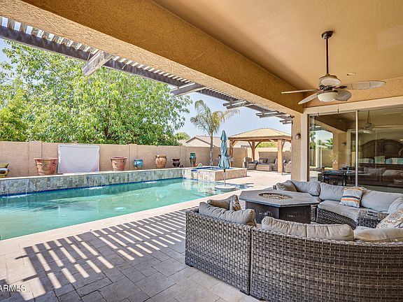 3rd image of 18051 W Mauna Loa Lane