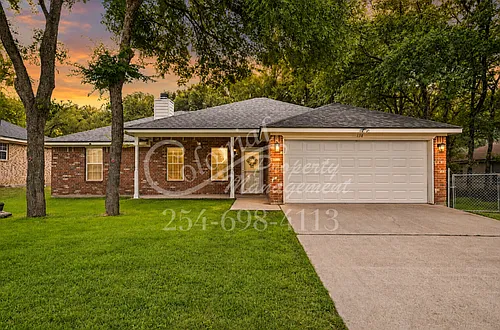 138 Lake Forest Dr Photo 1