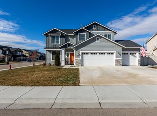 6045 N Seacliff Ave, Meridian, ID 83646