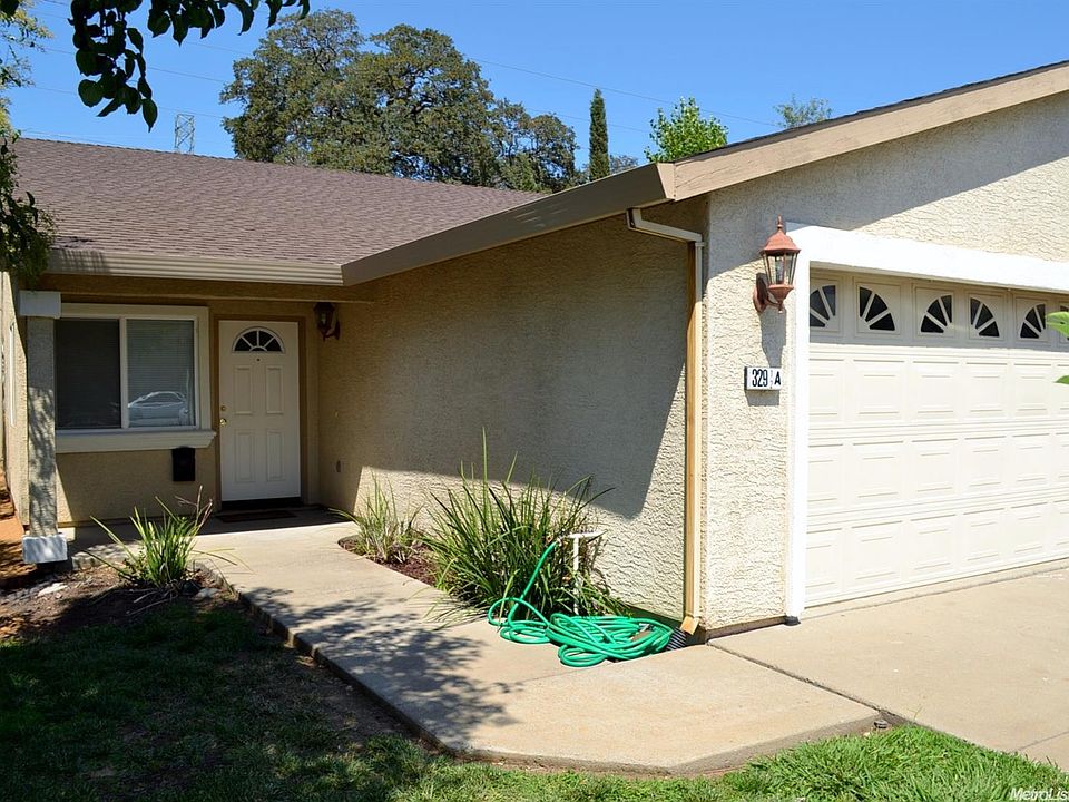 2nd image of 3291 Montrose Way