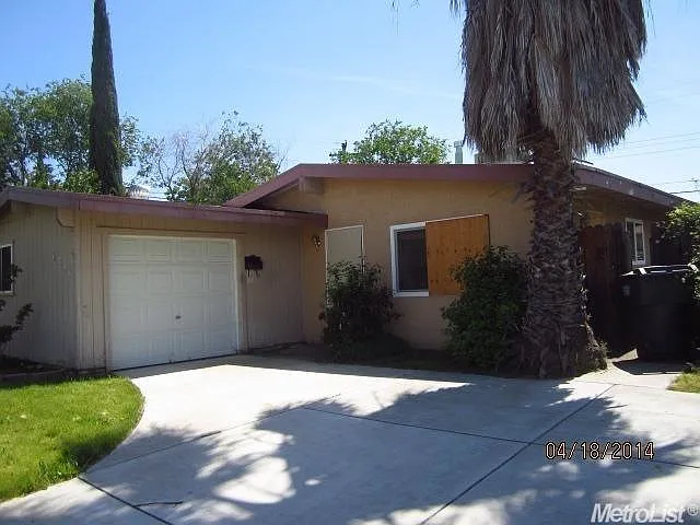 6536 Holiday Way photo 1