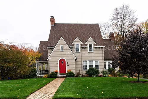 63 Van Buren Ave Photo 1