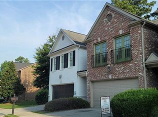 1653 Oakbrook Lake Dr, Norcross, GA 30093