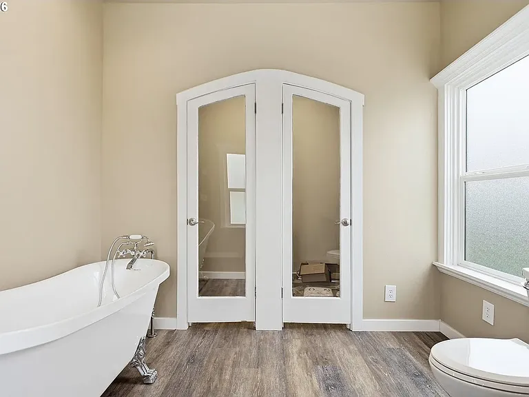 503 S Washington St — Photo 26