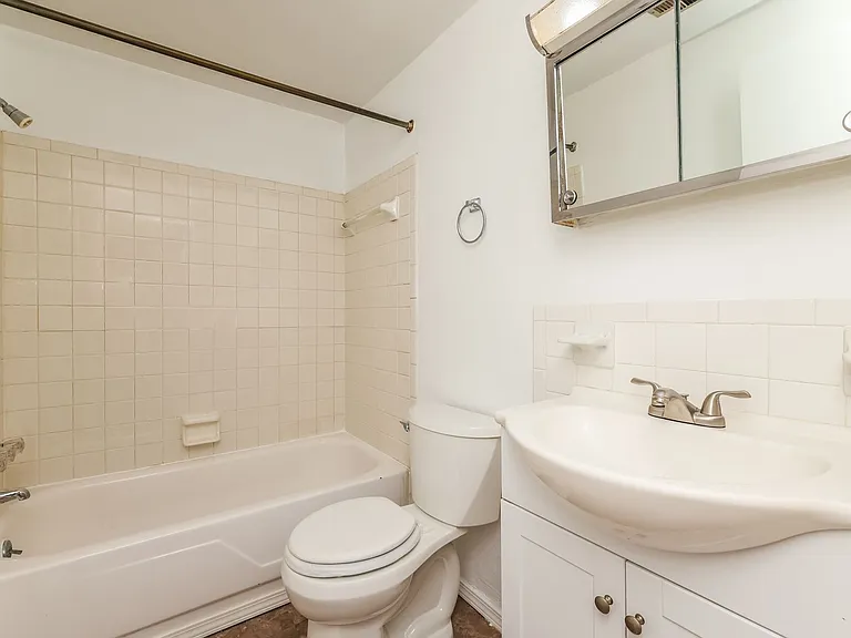 3611-3625 Charlotte Dr — Photo 7