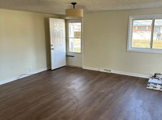 709 W Berkley Ave, Muncie, IN 47304