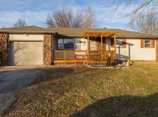 4135 W Monterrey St, Battlefield, MO 65619