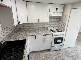 31 Tracy St APT 2, Rensselaer, NY 12144