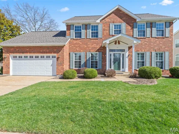 700 Juniper Glen Ct, Ballwin, MO 63021