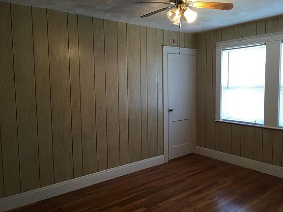 3rd image of 49 Holyoke St #0