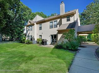 202 Daisy Ct, Jackson, NJ 08527