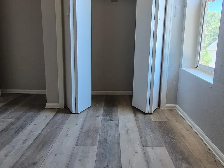 1111 W Colorado Ave — Photo 14