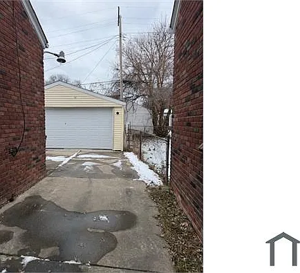 5790 Oldtown St — Photo 12