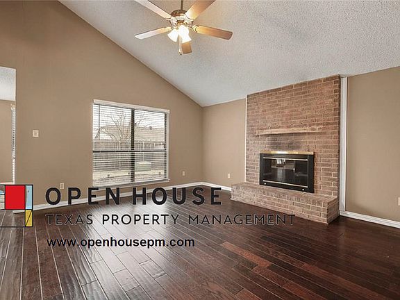 3rd image of 1443 Thistlewood Ln