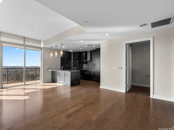 4242 Broadway #902, San Antonio, TX 78209