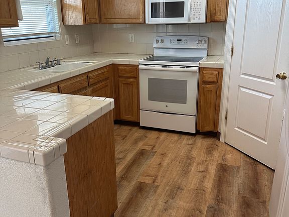 3rd image of 3641 W Michigan Ave