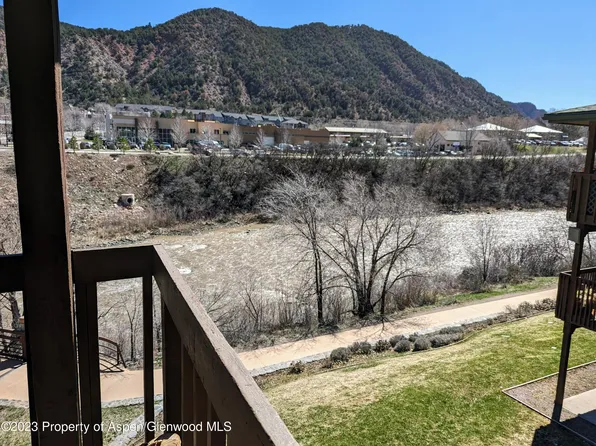 2702 Midland Ave APT 1C, Glenwood Springs, CO 81601