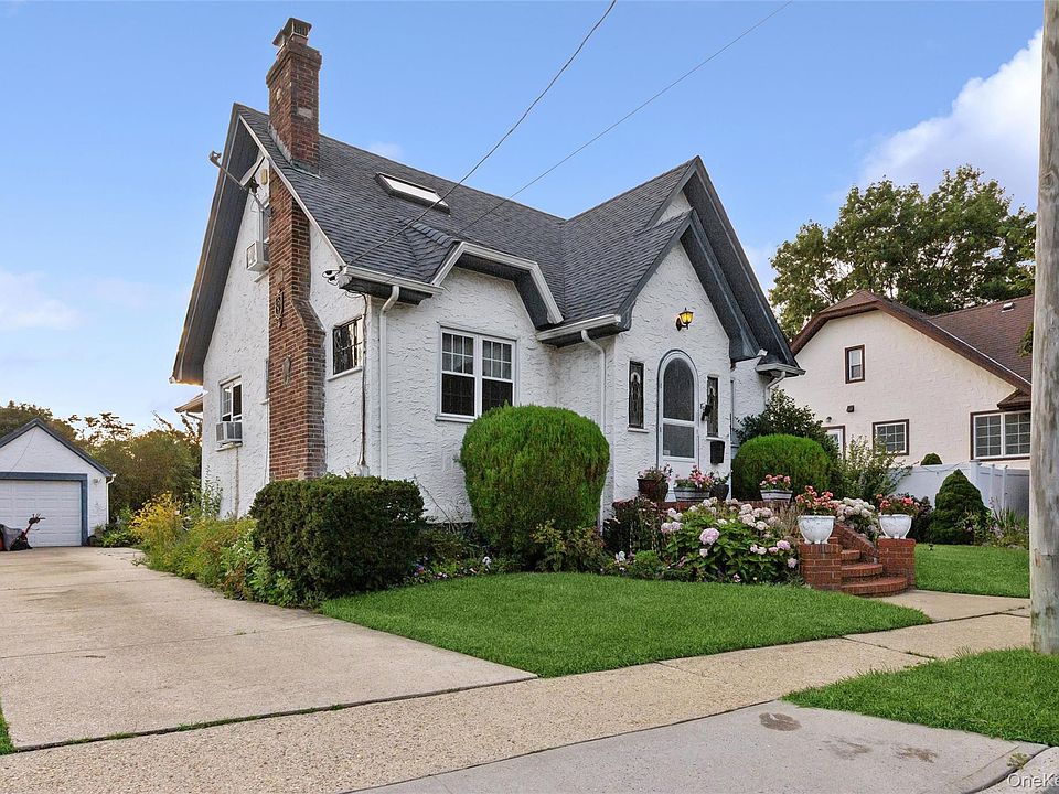 1st image of 80 Dobson Avenue