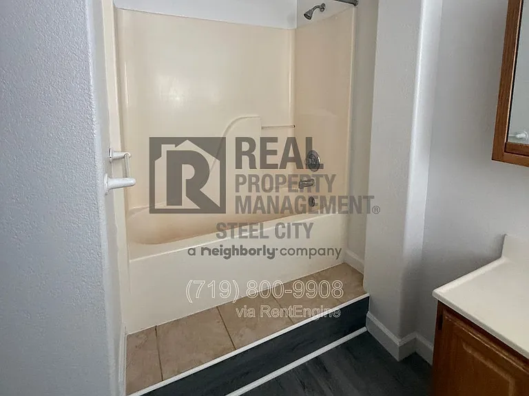 230 W Elbow Dr #228 — Photo 14