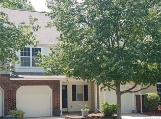 9010 Roseton Ln, Charlotte, NC 28277