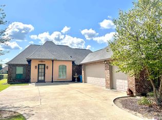 483 Lakeshore Dr, Oscar, LA 70762