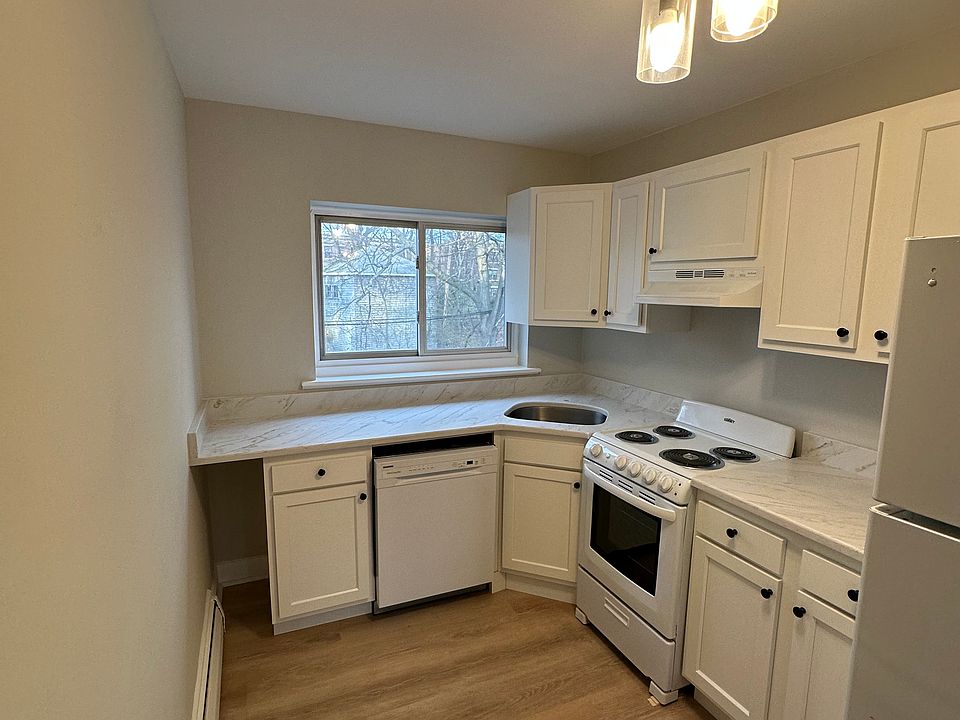 1st image of 65-67 Chiswick Rd #4