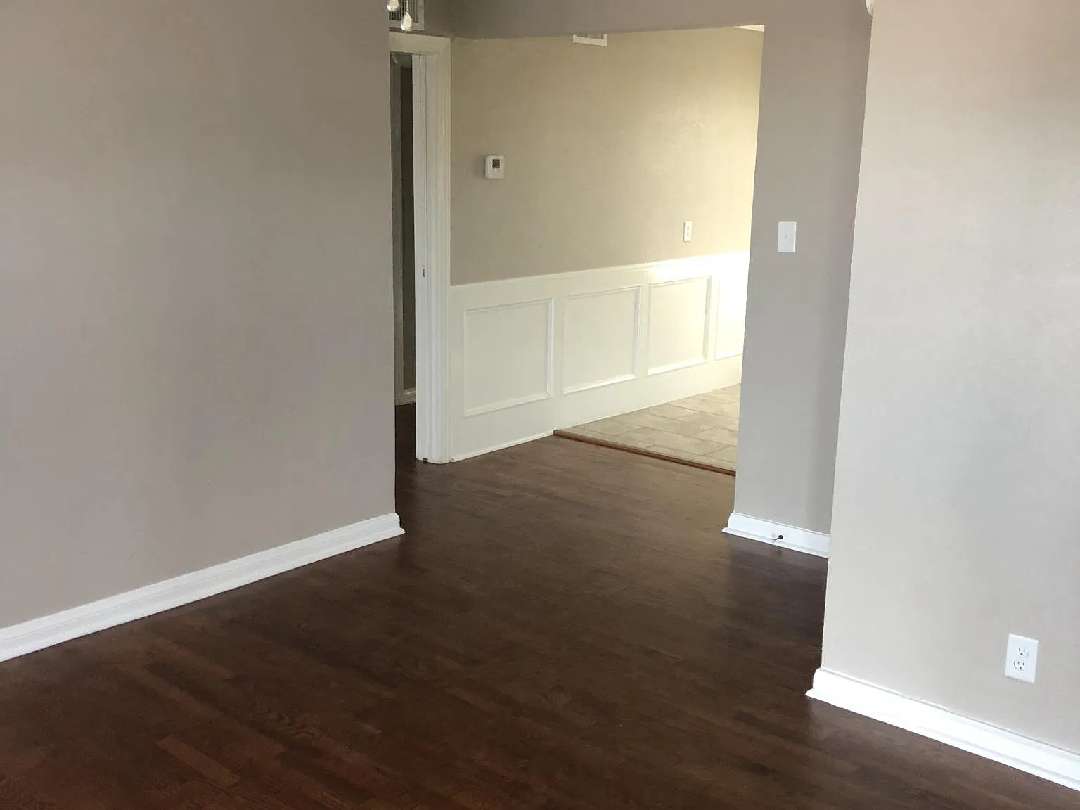 2 bed, 1050 sqft, $1,200 — Photo 4