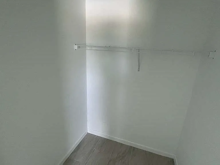 1701 NE 44th Terrace Cpe — Photo 21