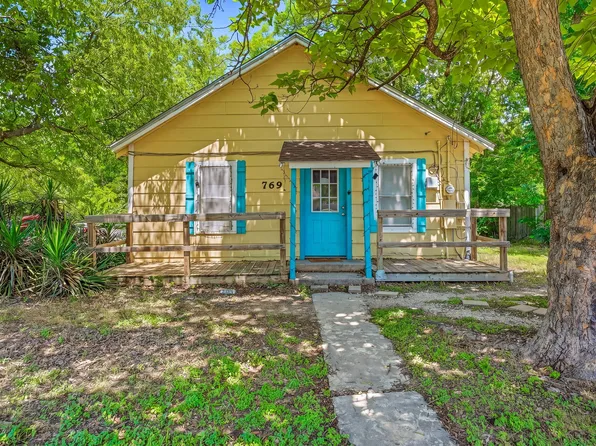 769 N McCart St, Stephenville, TX 76401