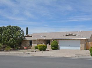 1925 Monte Largo Dr NE, Albuquerque, NM 87112