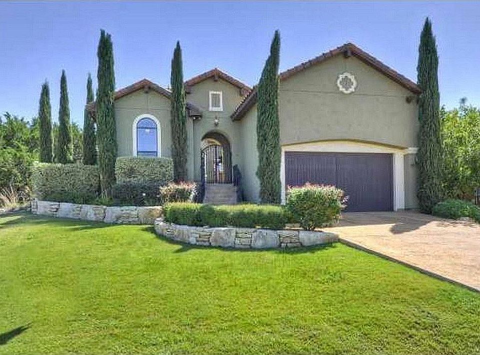 Custom Landscaping