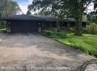 7248 Laurel Cherry Dr, Rockford, IL 61108