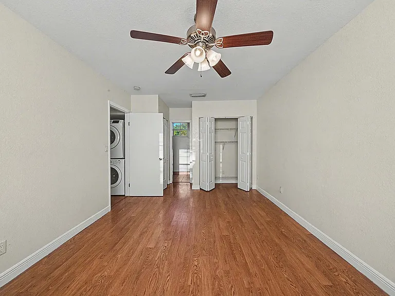 5789 Woodland Point Dr — Photo 42