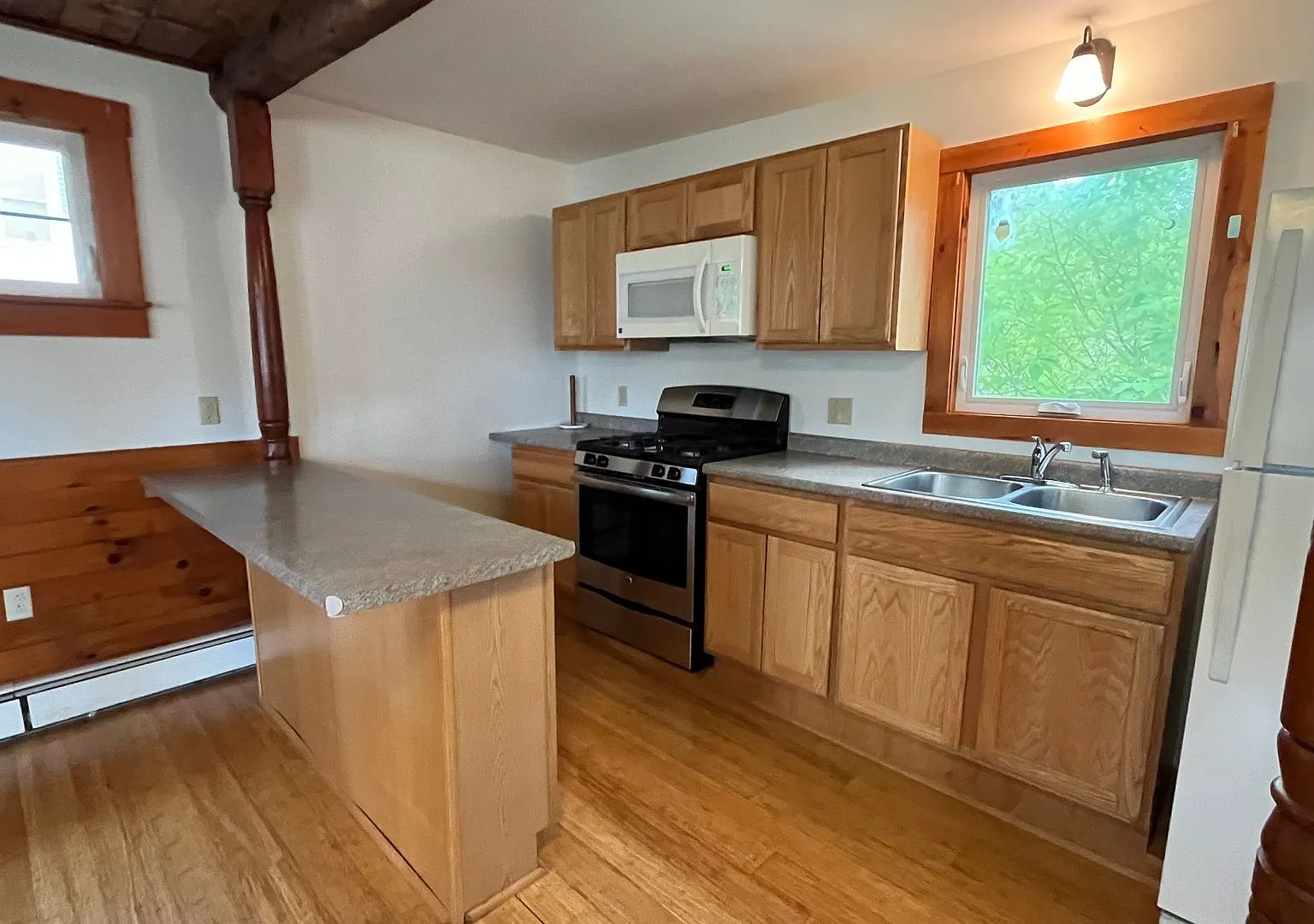 82 Winter Street — Photo 3