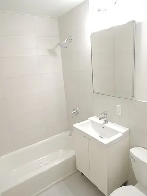 Rented by Bohemia Realty Group | media 17