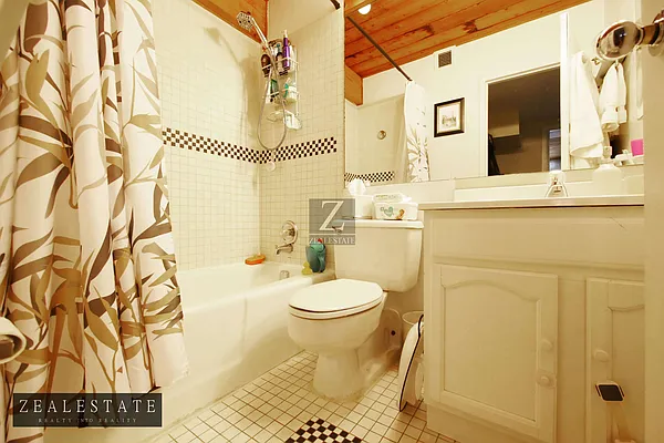 Rented by ZealEstate Group Inc | media 3