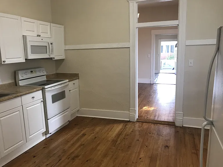 2109 W Cypress St — Photo 15