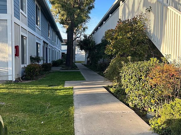 4th image of 332 Victoria St APT C203