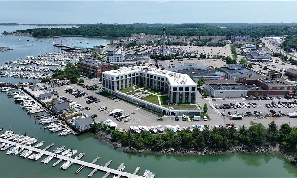 1st image of 10 Shipyard Dr Unit 314