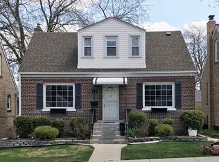 5255 S Nordica Ave, Chicago, IL 60638
