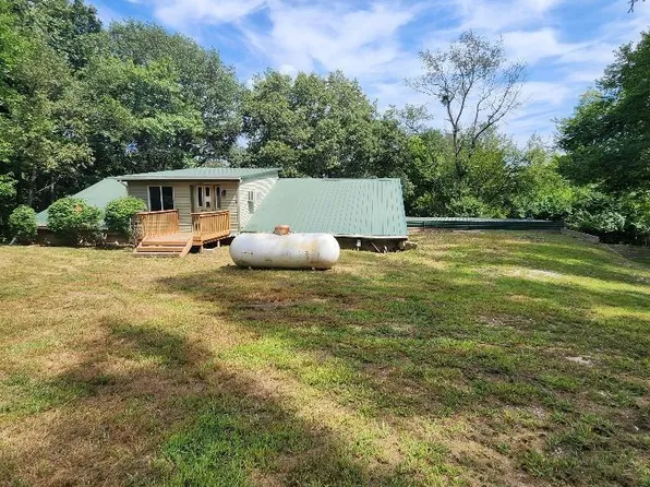 4038 Phelps Dr, Brooklyn, IA 52211