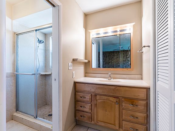 5th image of 4168 Tee Rd