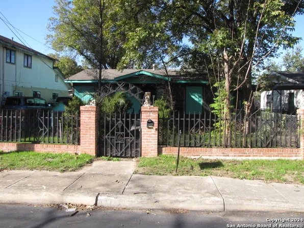 331 Weinberg, San Antonio, TX 78214