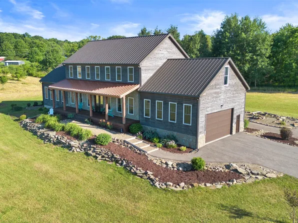20805 Ryan Rd, Meadville, PA 16335