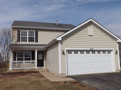 607 Meadow Ln, Harvard, IL, 60033