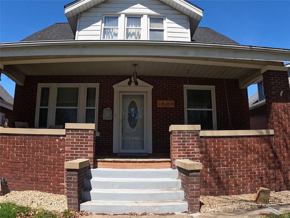1509 12th St, Highland, IL 62249 Zillow