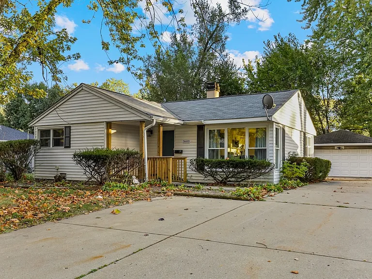 3603 Holly Ln — Photo 1