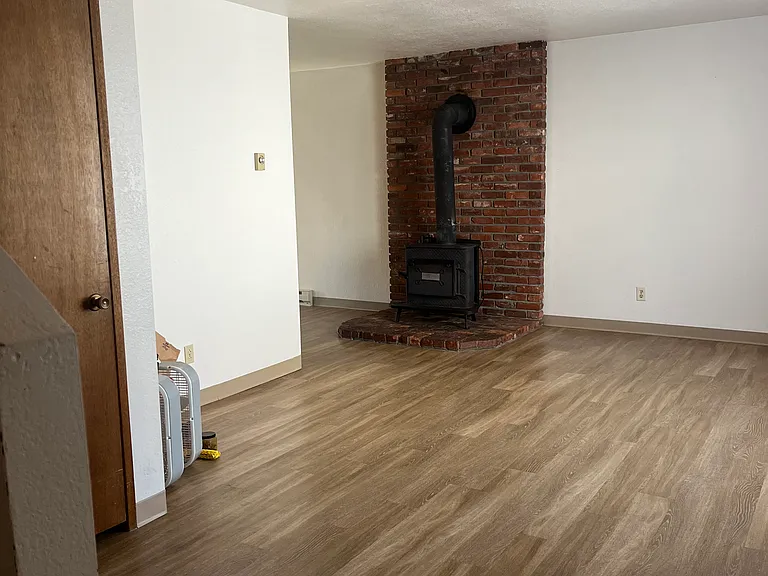 841 Kenneth St #841 — Photo 1
