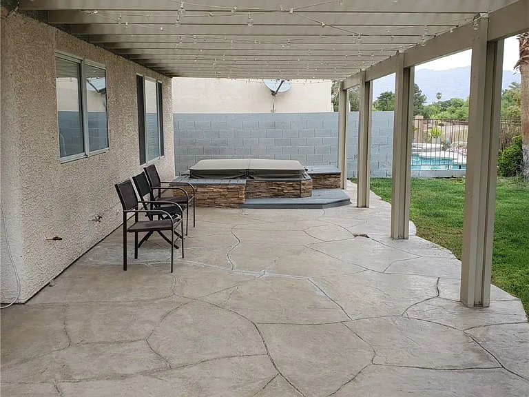 5432 Royal Vista Ln — Photo 32
