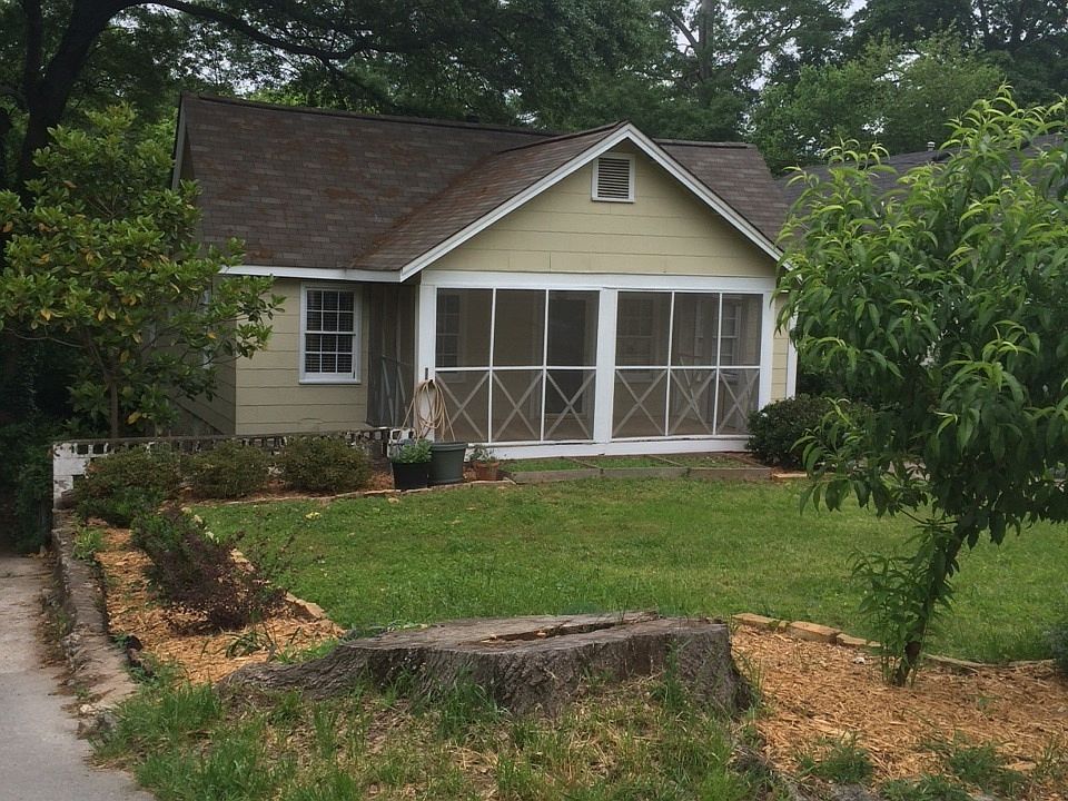 2nd image of 161 Warren St SE
